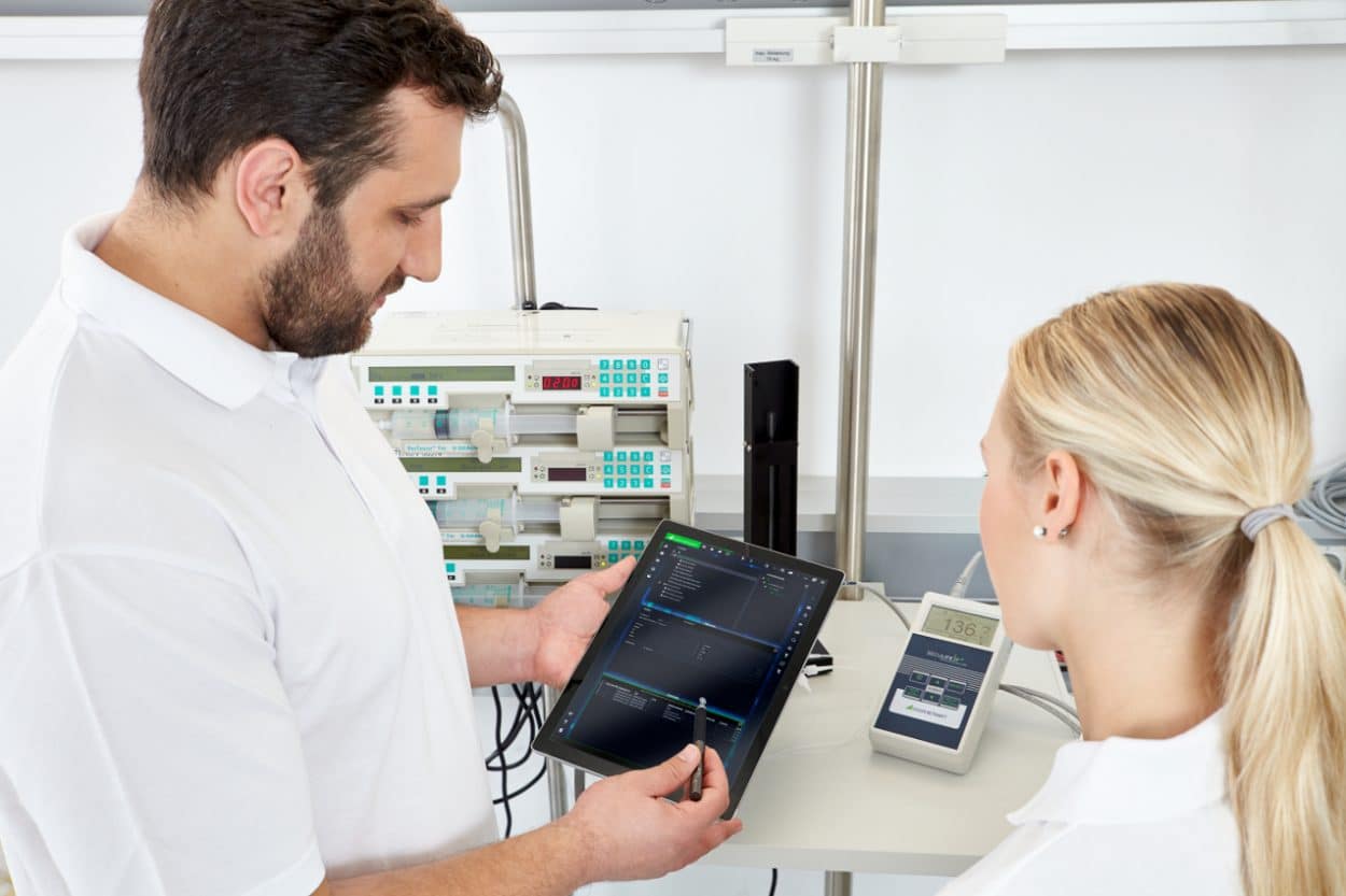 Flow-rate measurement of infusion pumps. (Credit: Gossen Metrawatt)