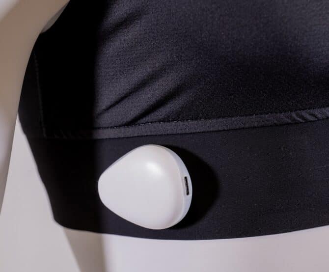 Image Smart Dressing: A T-Shirt to Monitor Vital Signs