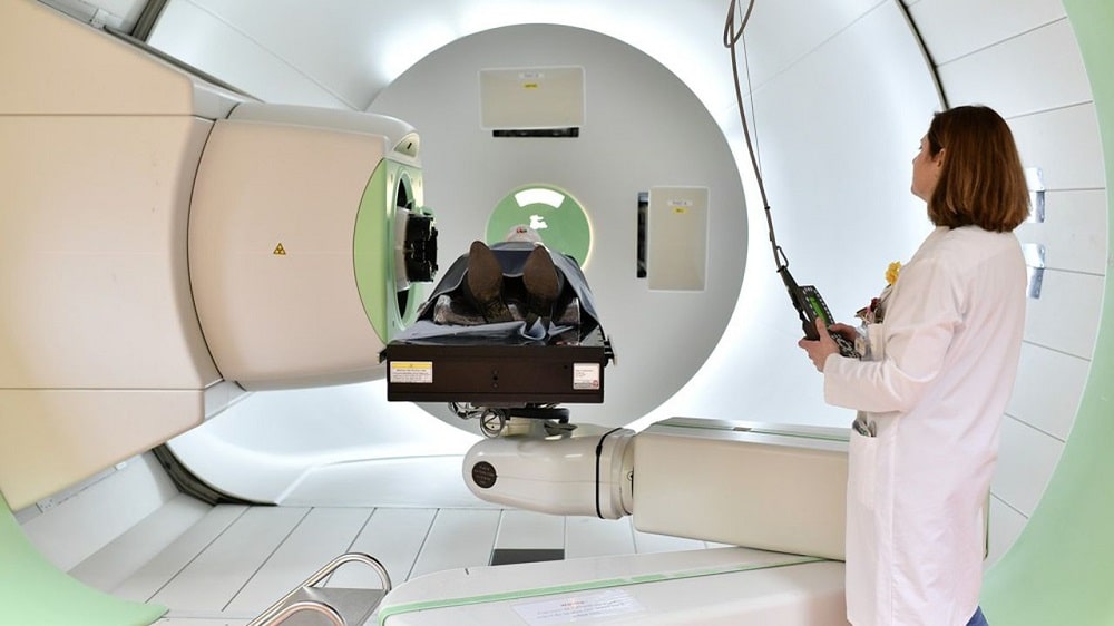 FLASH proton therapy. (Credit: Institut Curie Research Center)