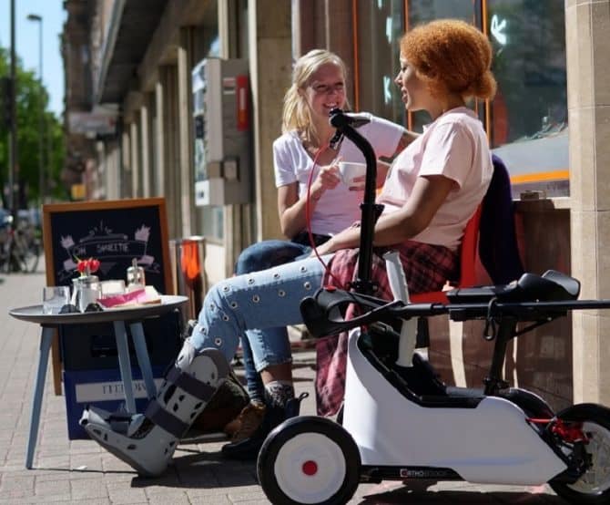 Image Orthoscoot: Staying Safe and Mobile