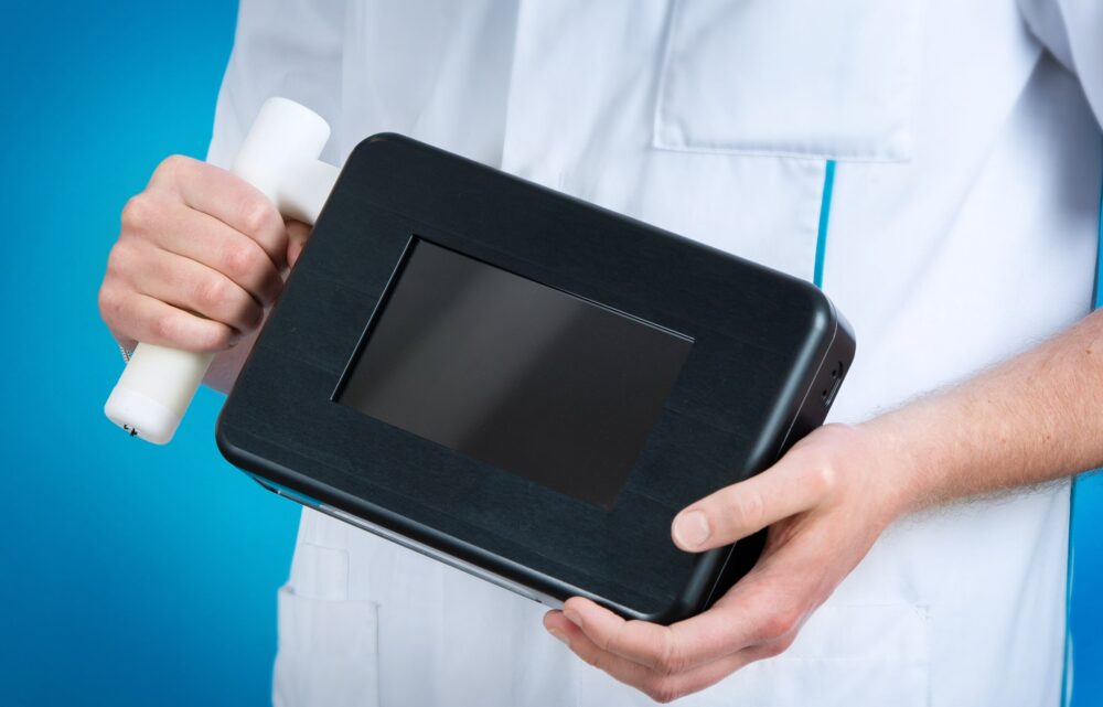 Image The Anatomy Projector: Giving Surgeons Supervision with AR