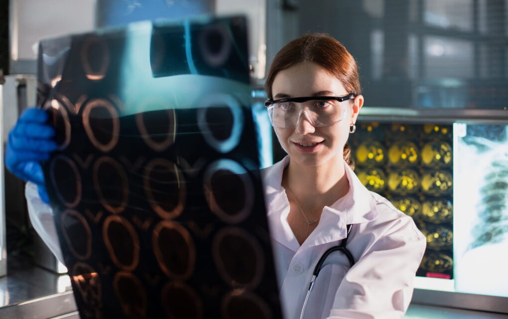 Image Bayer Moves Into Molecular Imaging With Amyloid Tracers