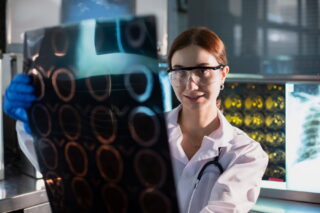 Image Bayer Moves Into Molecular Imaging With Amyloid Tracers