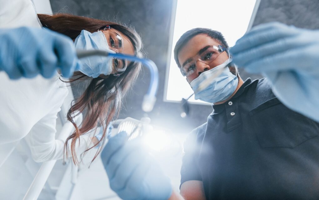 Image High-Tech Dentistry: Innovations Leading the Industry 