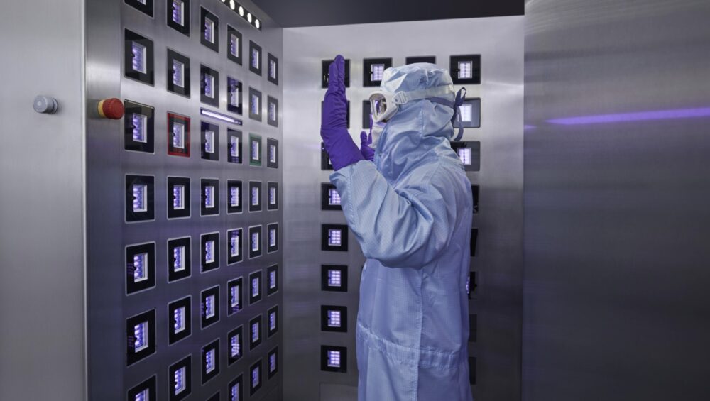 Inside Far-UVC Technology: A New Approach to Surgical Site Disinfection